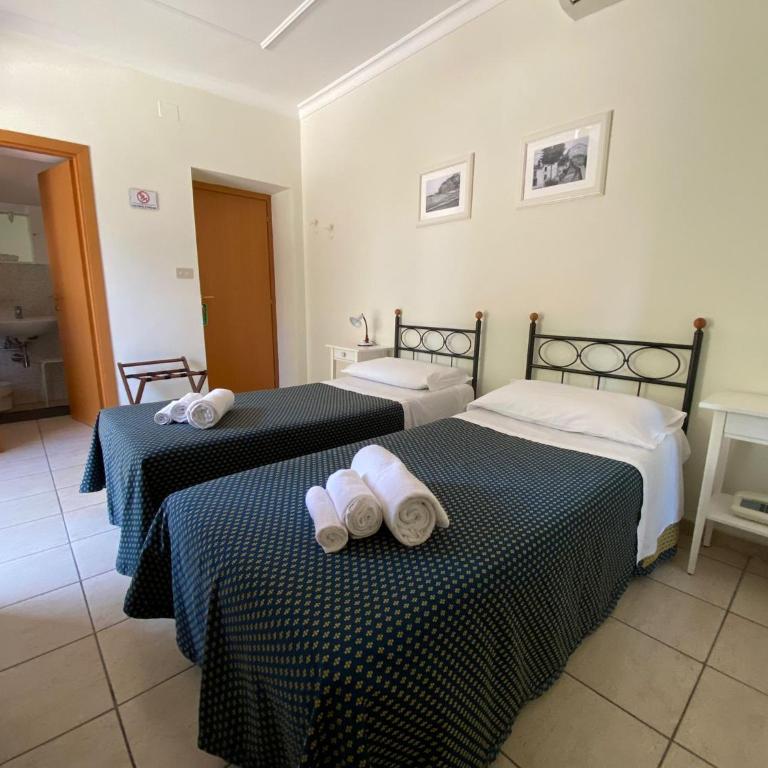 Hotel "Il Parco" B&B Sirolo - Camera Standard Matrimoniale/Doppia con Letti Singoli - 21