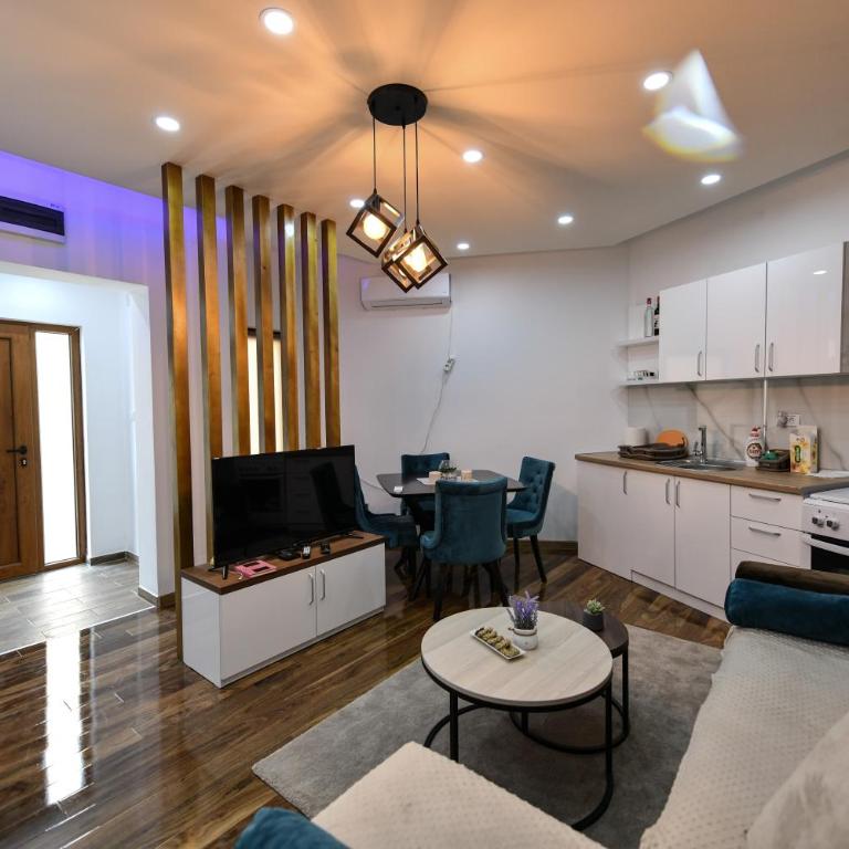 Apartman 3M Lux - One-Bedroom Apartment - 1