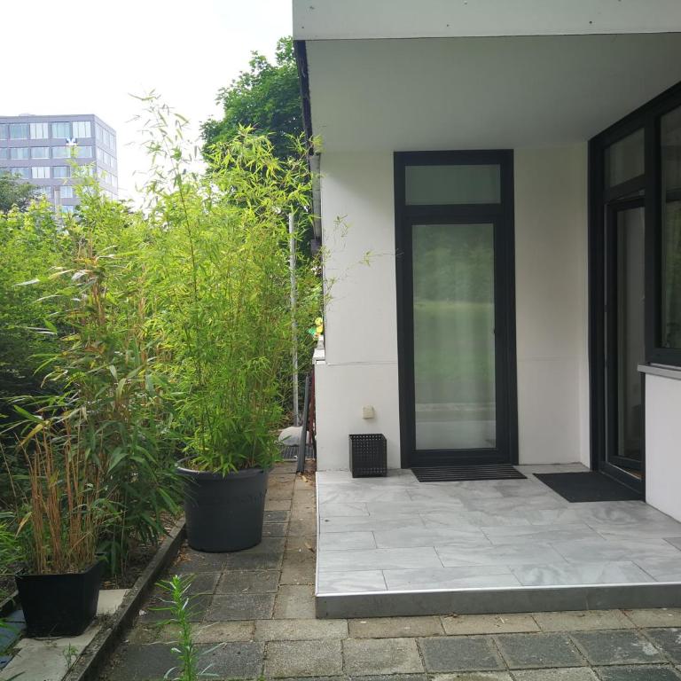 Central-Apt at Lake, CityCenter 5min, Fair 18min!!! - Apartamento con terraza - 22