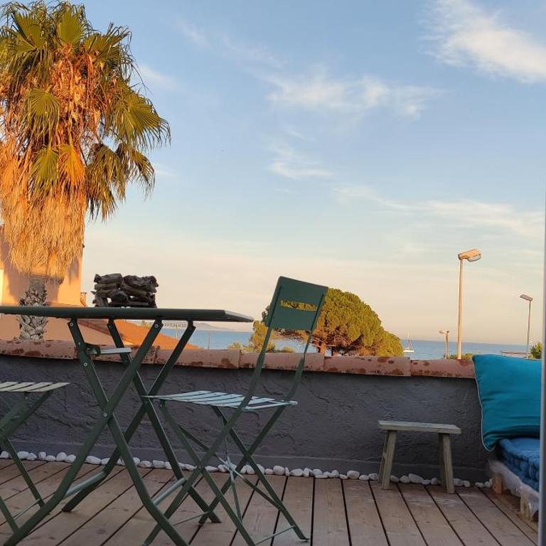 Maison de vacances à l'Ayguade classée 3 étoiles, climatisée,3mn à pied plage et restos ,5mn aéroport, 10mn gare - Haus mit 4 Schlafzimmern - 43