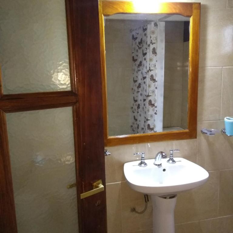 Casa Patagónica - Two-Bedroom House - 20