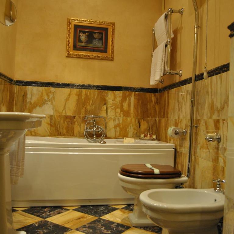 Residenza Palazzo Visdomini - Suite Deluxe - 14