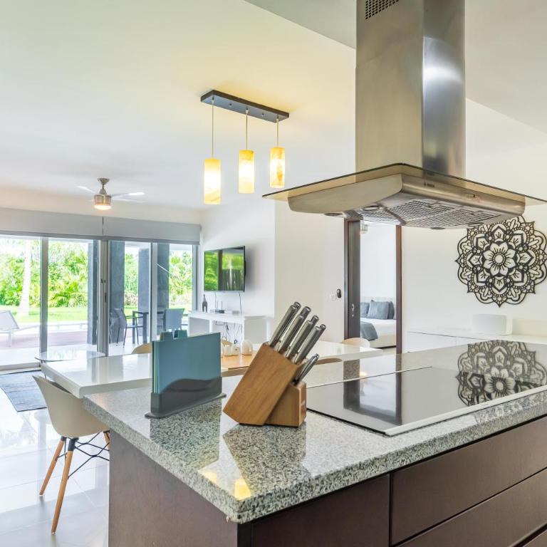 Mareazul Beach Front Condos At playa del Carmen - Two-Bedroom Villa - 7