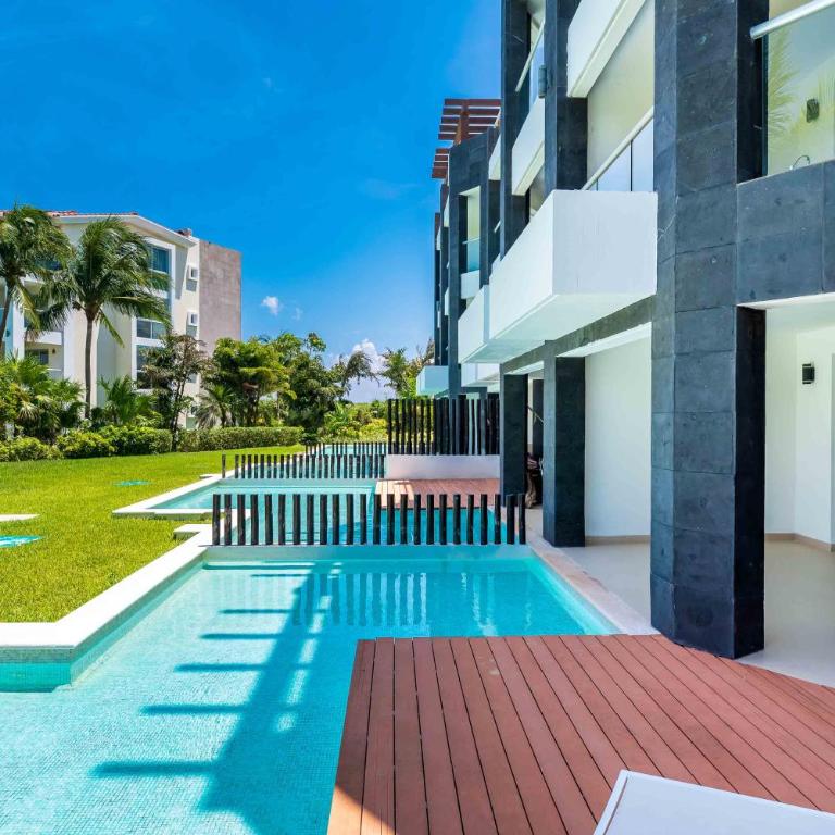 Mareazul Beach Front Condos At playa del Carmen - Two-Bedroom Villa - 18