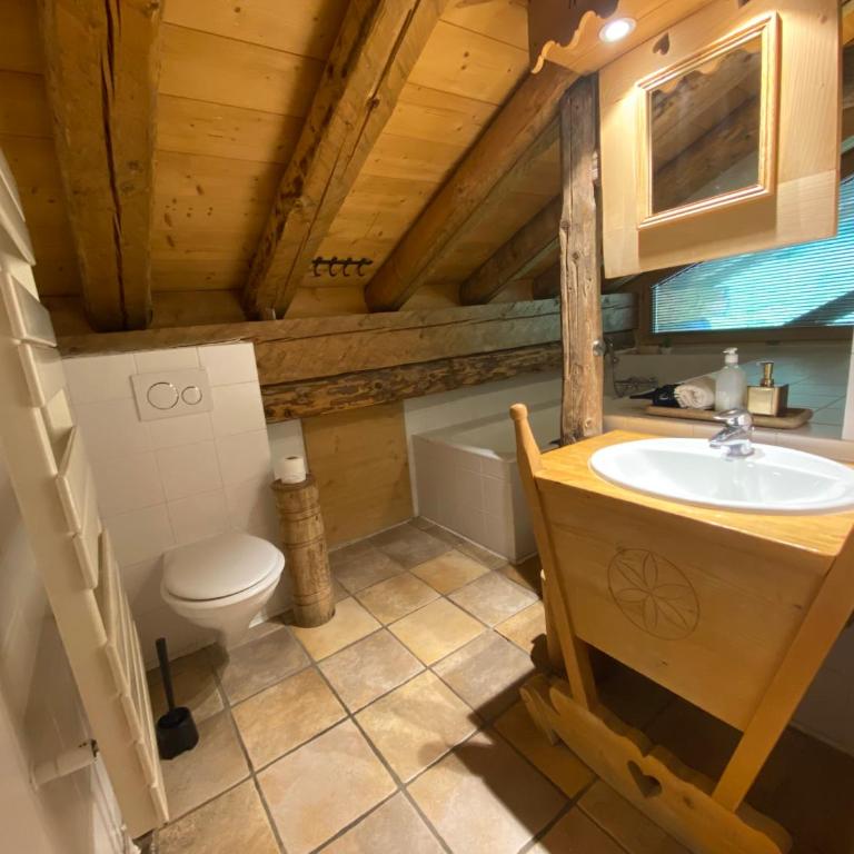 Chalet La Grange à Germaine - Propriétés Mont Amour - Chalet 5 Chambres - 56