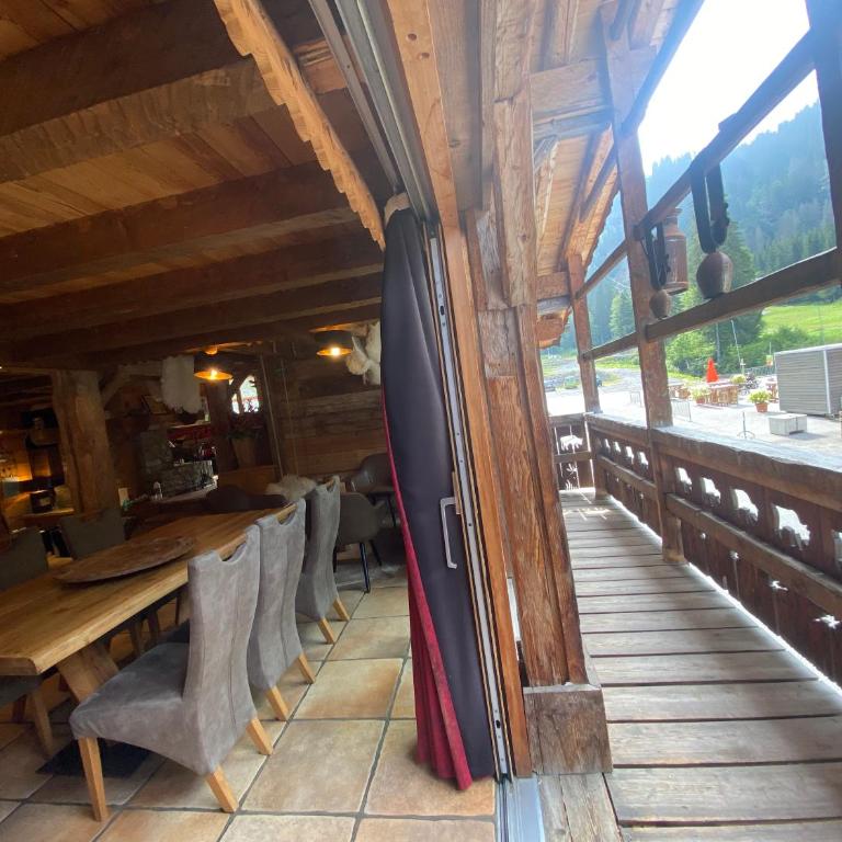 Chalet La Grange à Germaine - Propriétés Mont Amour - Chalet 5 Chambres - 52