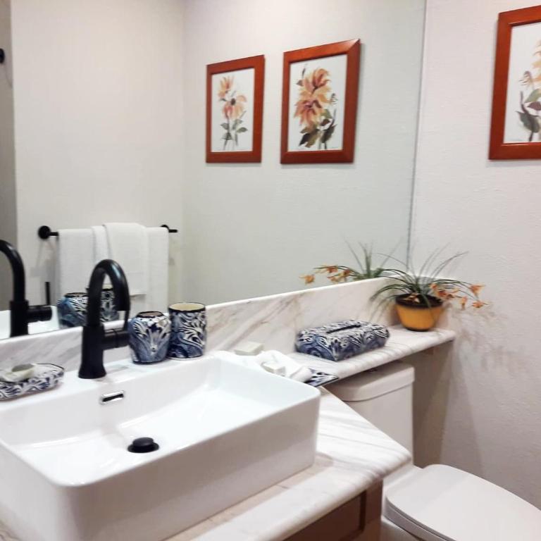 Gorgeous Villa in Cabo with Ocean and Lands End View, private swimmable beach, Pools, sleeps 8 - Villa con vistas al mar - 13