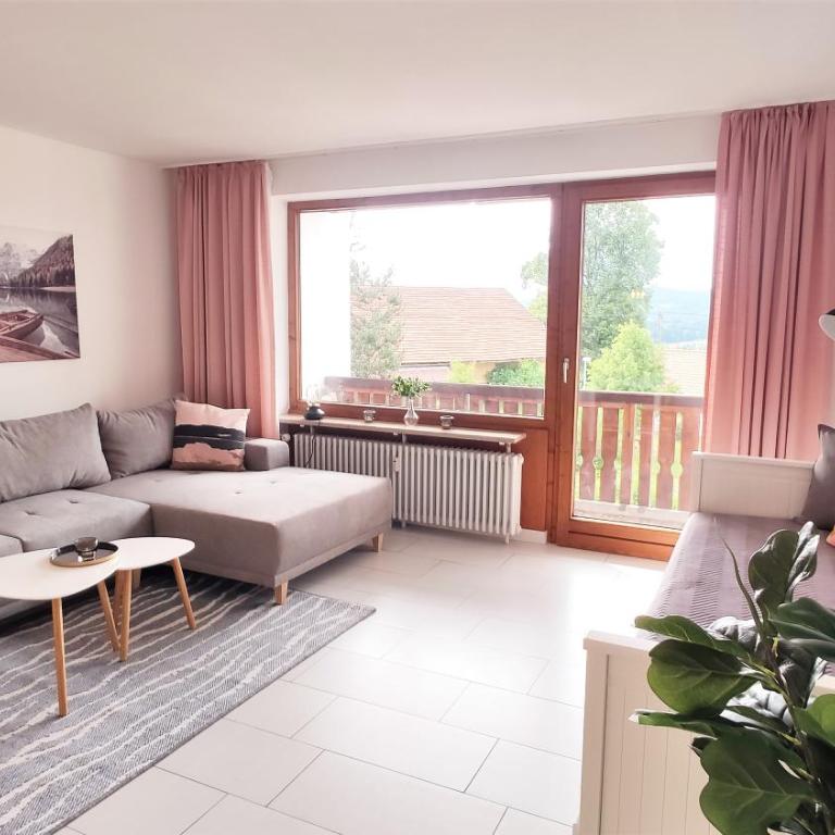 Ferienwohnung AlpenGlück im Ferienpark Oberallgäu mit Hallenbad, Sauna, WLAN - Apartment with Balcony - 4