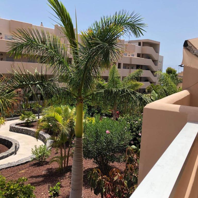 Top Rated Apartment Huge Sunny Terrace Heated Pool Parking Wifi - Apartamento de 2 dormitorios - 6
