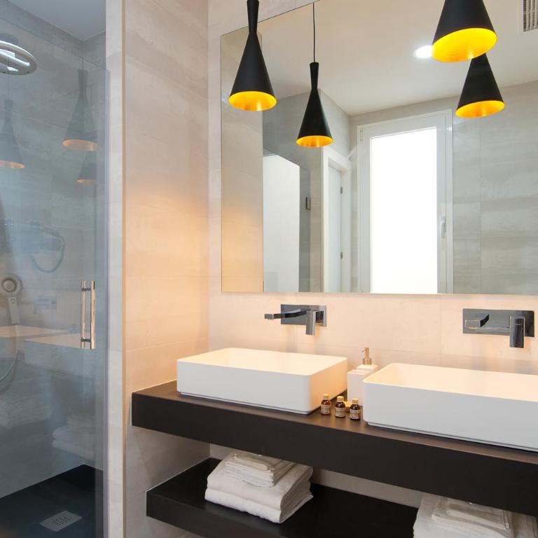 Condo San Bernardino by Kivoya - Three-Bedroom Apartment - 14
