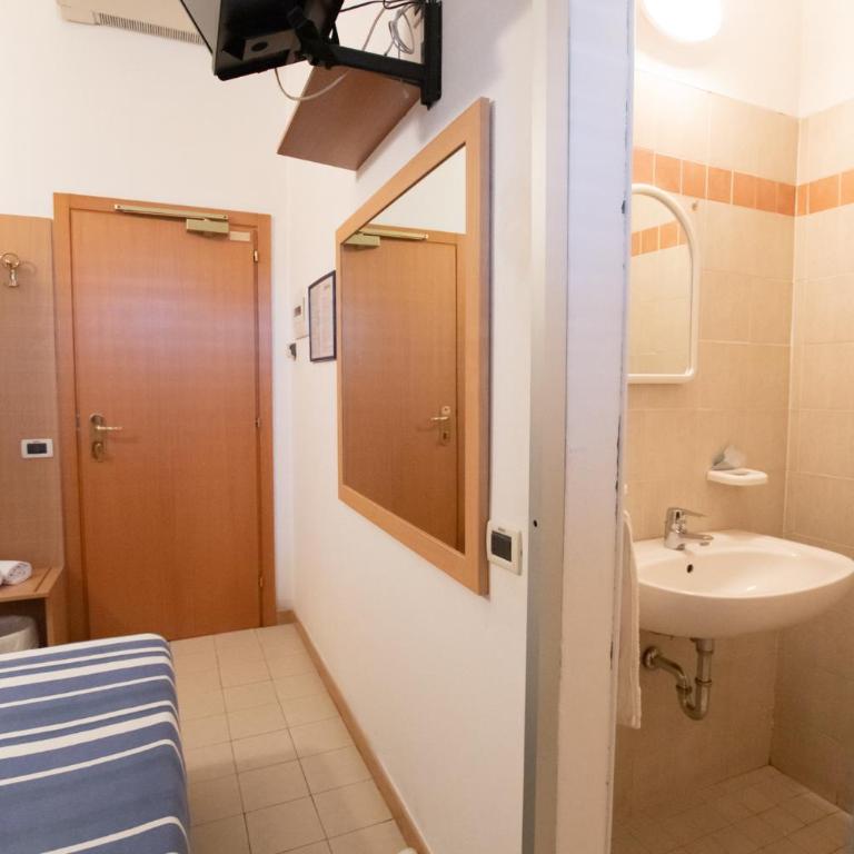 Piccolo Hotel - Camera Singola Budget - 3