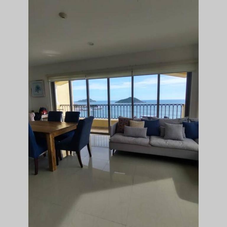 Condominio de lujo a Pie de Playa - Two-Bedroom Apartment - 28