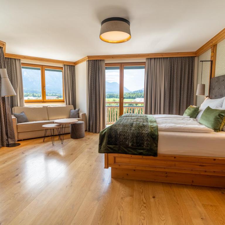 Laschenskyhof Hotel & Spa - Tower Suite with Balcony - 3