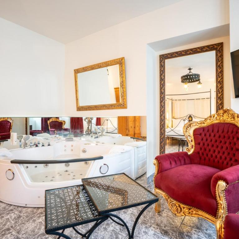 Altstadt Hotel Magic Luzern - Suite Lionheart mit Whirlpool - 9