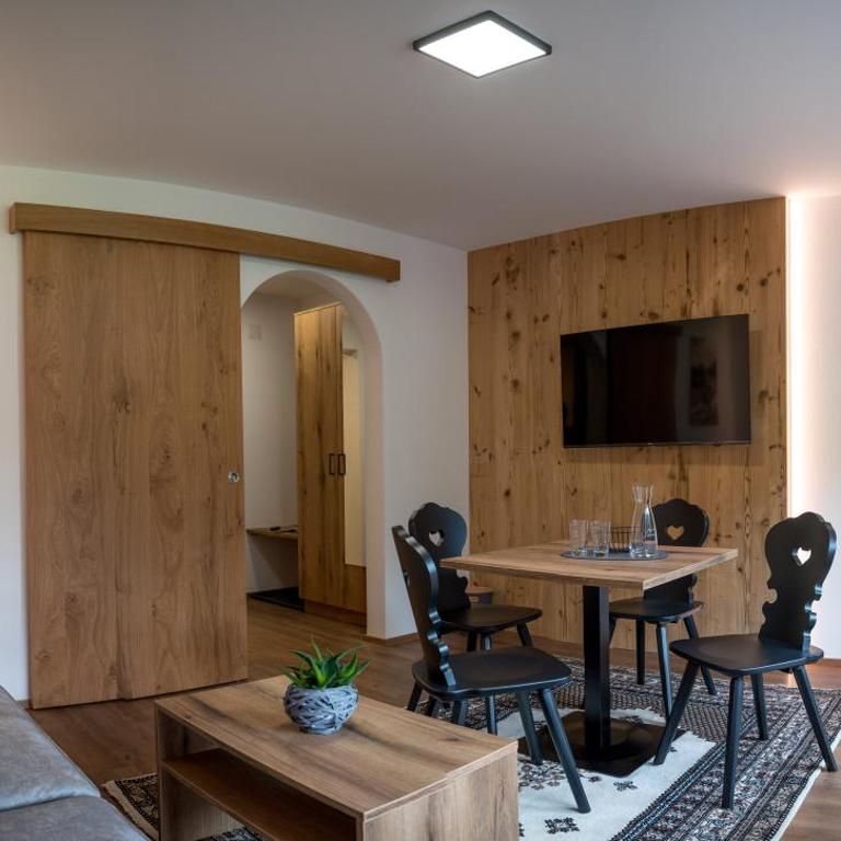 Sonnenhang Montafon - Suite mit Bergblick - 7