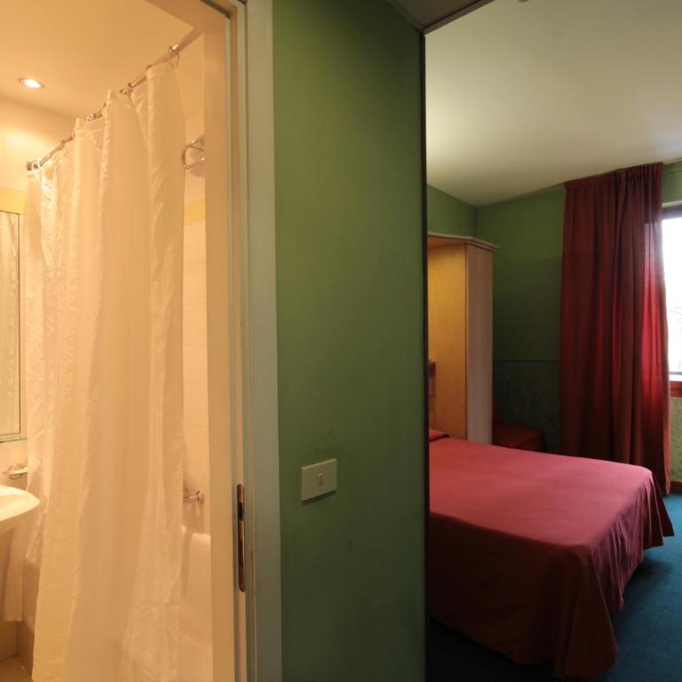 Hotel Meridiana - Camera Matrimoniale - 1