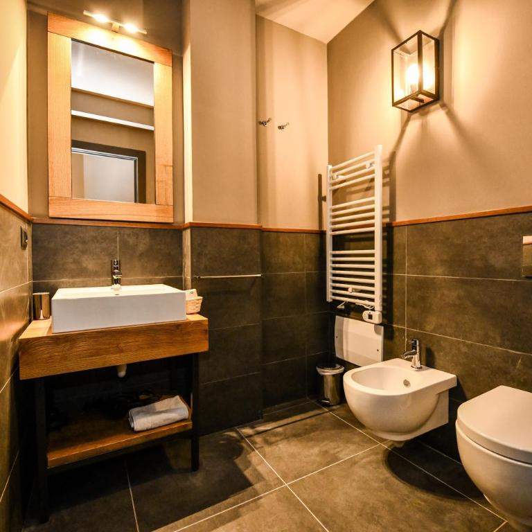 Chalet Everest - Luxury Apartments - Queen Studio - 4