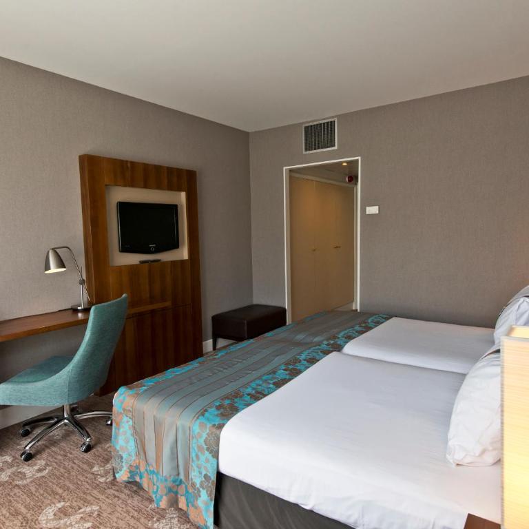 Holiday Inn Nice by IHG - Chambre Lits Jumeaux Standard - Étage Supérieur - 2