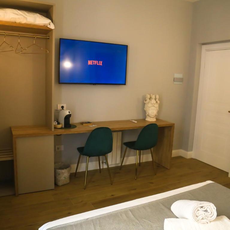 Krysos Luxury Rooms - Queen Room - 9