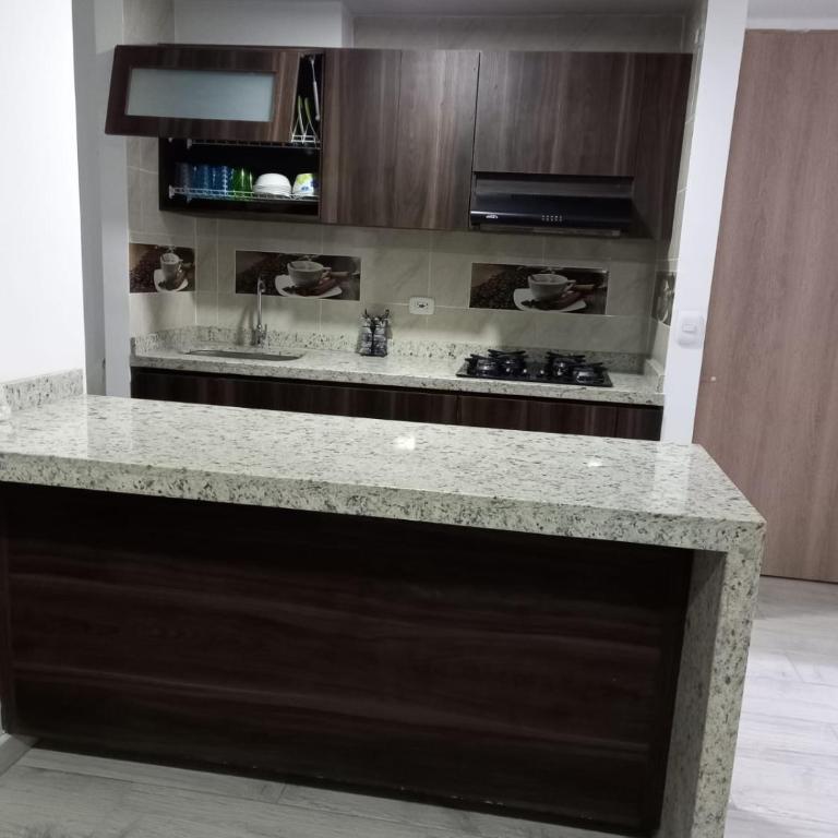 Excelente Apartamento Ricaurte, Puerto Azul Torre 10 Apto 208 - Three-Bedroom Apartment - 26