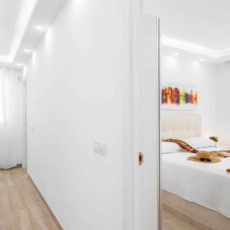 3c ÁTICO VISTA HERMOSA WIFI POOL,TENNIS,PADEL,PARK - Apartamento de 3 dormitorios - 16
