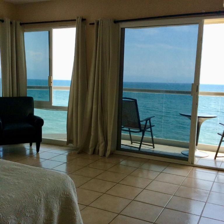 Suites Atlas - Ocean Front - Suite de 2 dormitorios con vistas al mar - 12