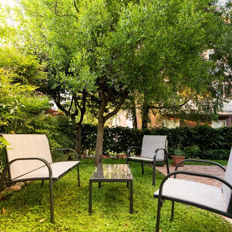 Verona Suites - Three-Bedroom Apartment - 22