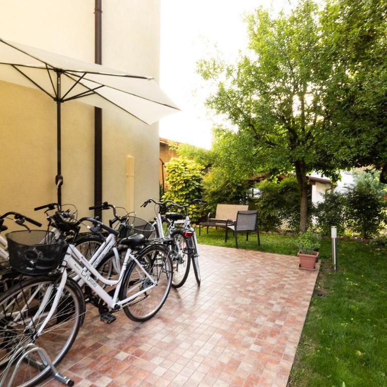 Verona Suites - Three-Bedroom Apartment - 24