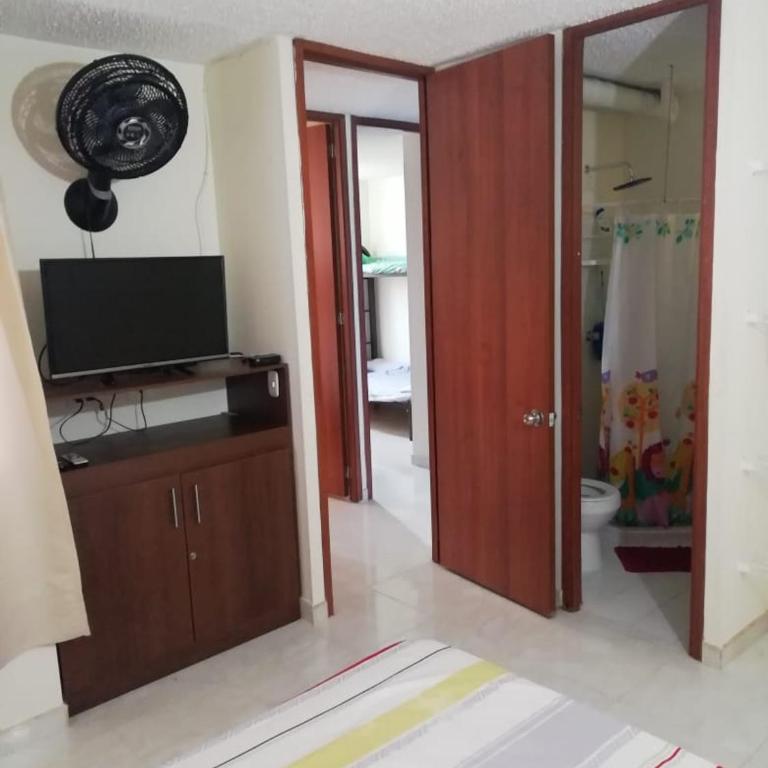Apartamento vacacional en Flandes tolima - Three-Bedroom Apartment - 8