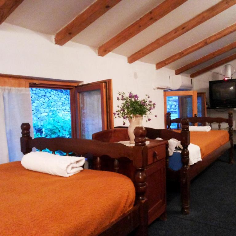 Studios Kono - Standard Twin Room - 2