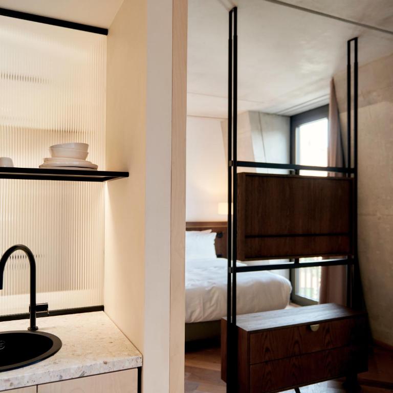 Karl August - a Neighborhood Hotel - Apartment - 4