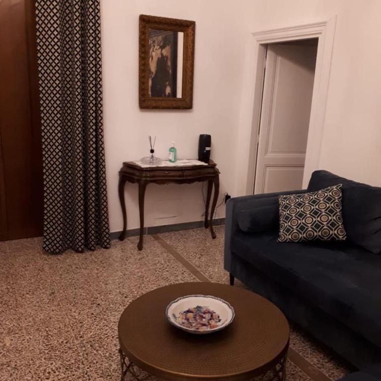 LA CASA SOTTO IL CASTELLO - Appartamento con 2 Camere da Letto - 26