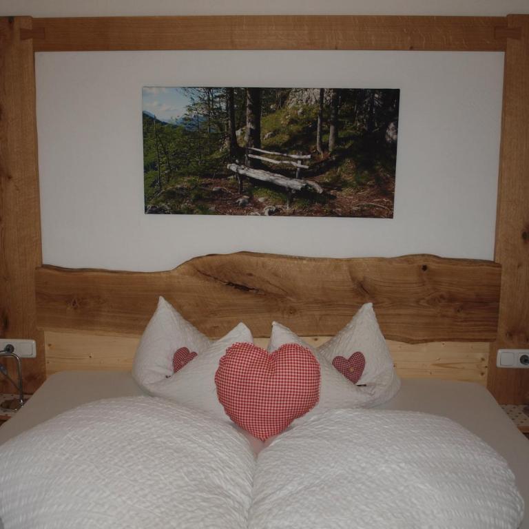 Gästehaus Watzmannblick - Doppelzimmer mit Balkon - 1