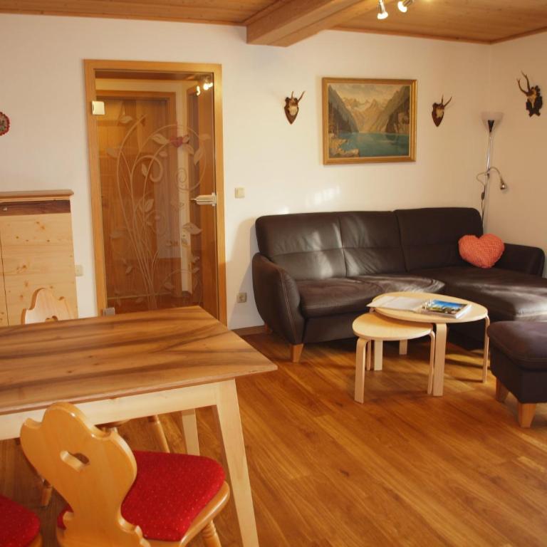 Gästehaus Watzmannblick - Apartment mit Balkon - 1