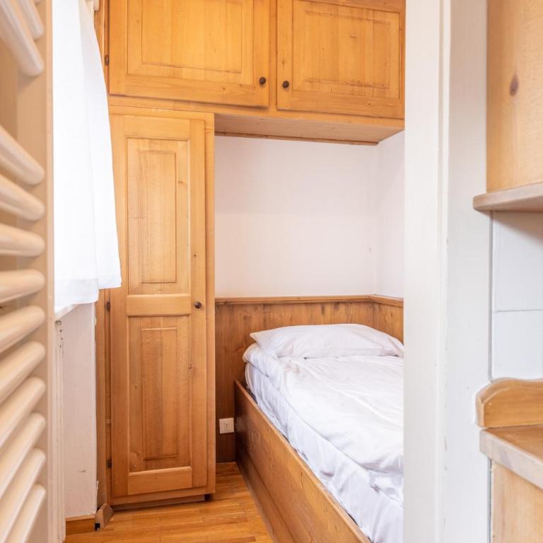Casa Faloria - Appartamento con Balcone - 23