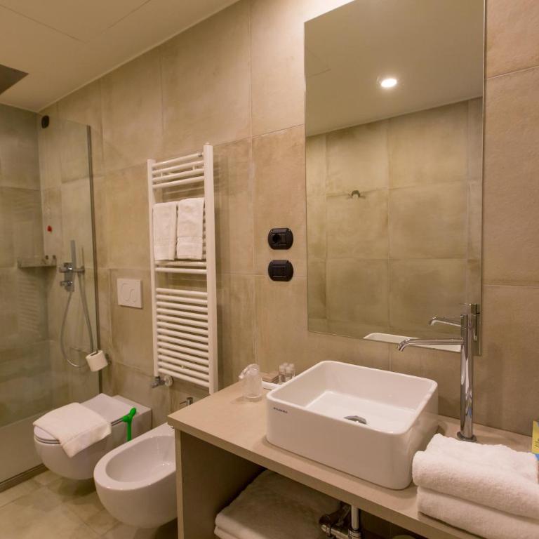 Hotel Al Campanile - Luxury Suites & Apartments - Suite con Vista Montagna - 7