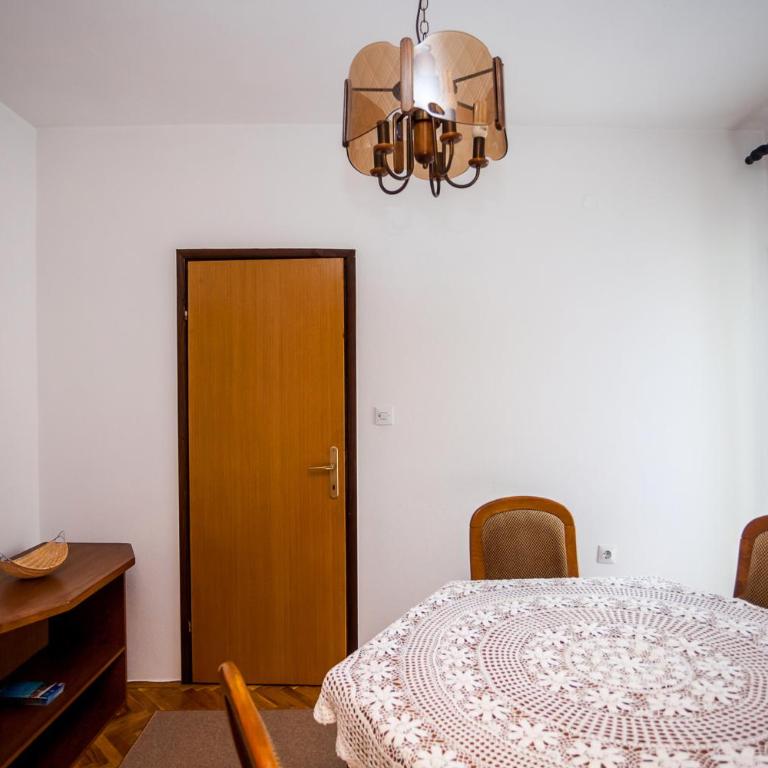 Apartments Ratković - Apartman sa 2 Spavaće Sobe i Terasom (6 Odraslih Osoba) - 26