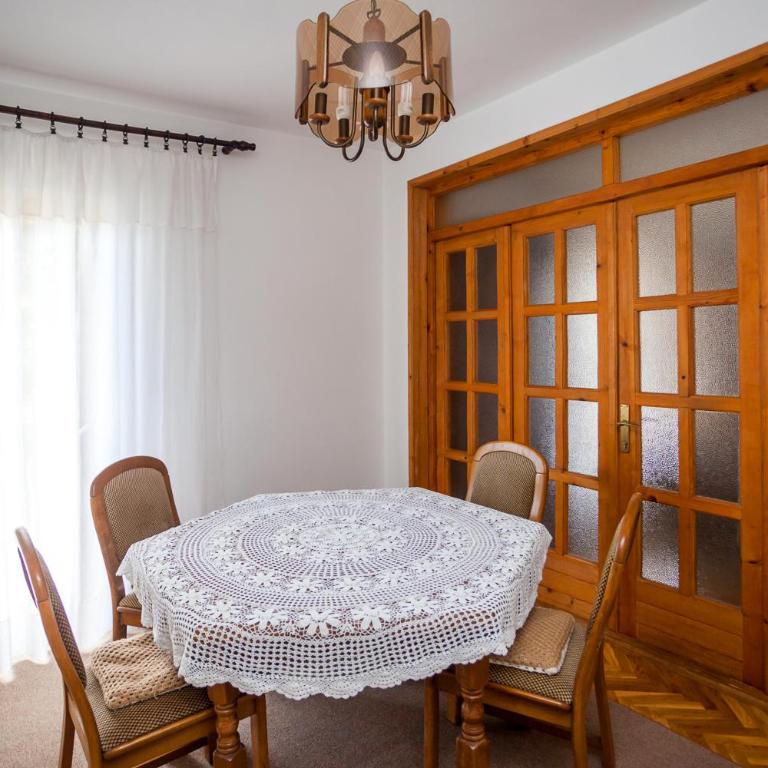 Apartments Ratković - Apartman sa 2 Spavaće Sobe i Terasom (6 Odraslih Osoba) - 16