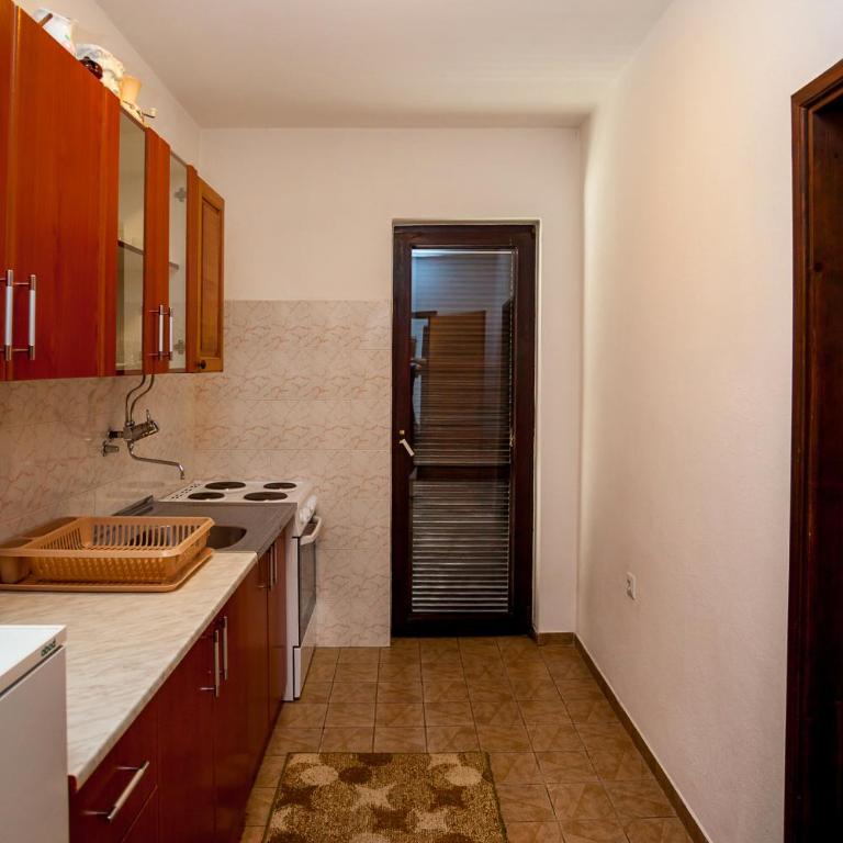Apartments Ratković - Apartman sa 2 Spavaće Sobe i Terasom (6 Odraslih Osoba) - 27