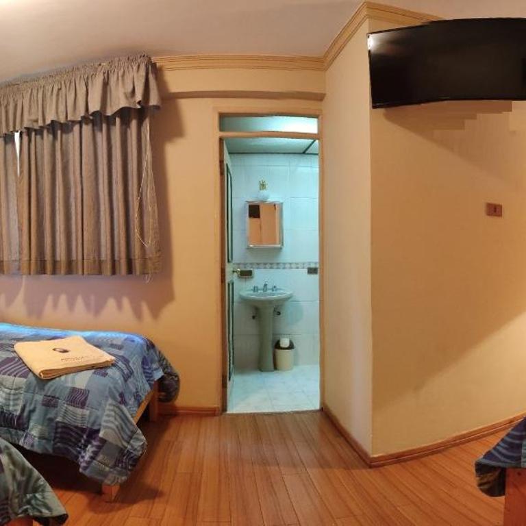 City Hotel - Habitación Triple - 2