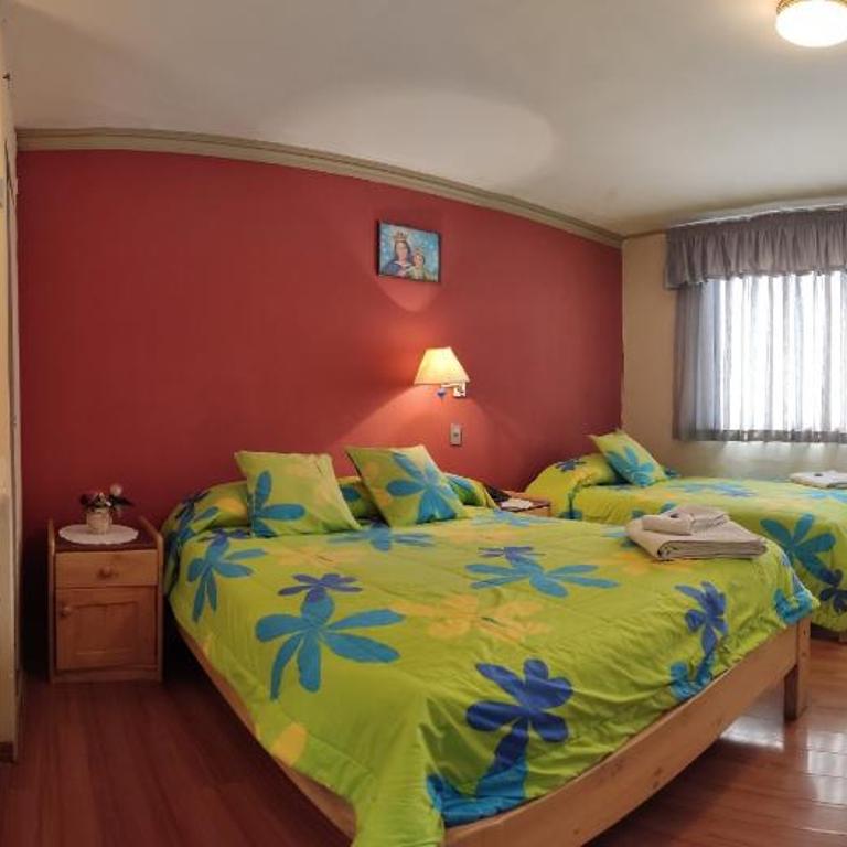 City Hotel - Habitación Cuádruple Superior - 1