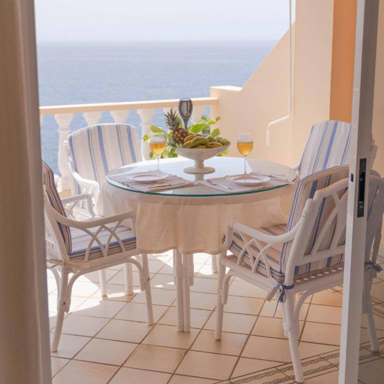 Casa Laura - One-Bedroom Apartment - 11