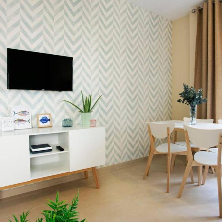 Sweet Apartment - Three-Bedroom Apartment - 26