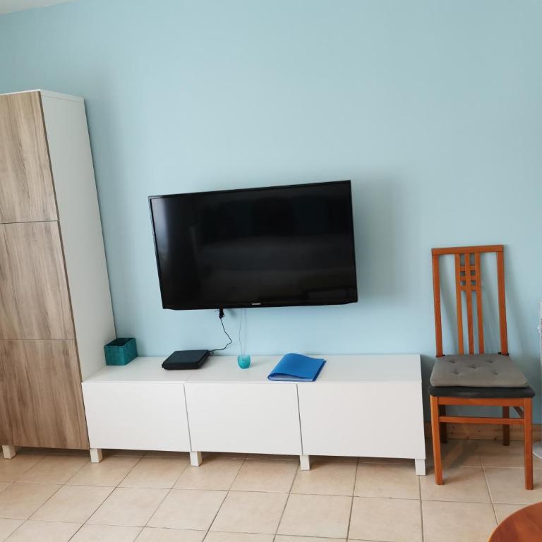STUDIO 2 étoiles Rénové Proche des THERMES - Appartement 1 Chambre - 13