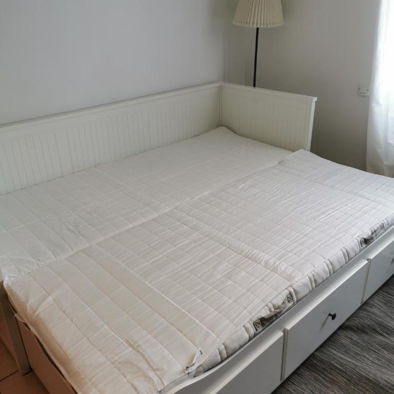 STUDIO 2 étoiles Rénové Proche des THERMES - Appartement 1 Chambre - 26