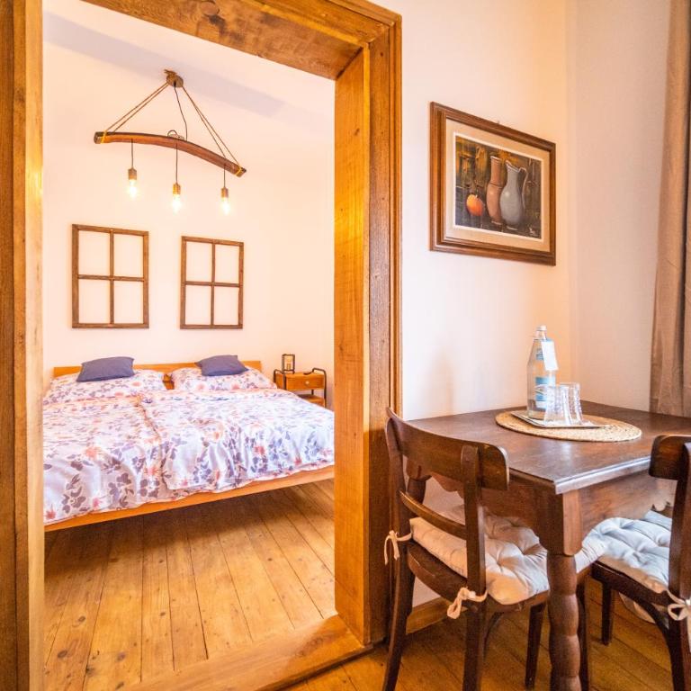 Villa Theresienhof - Doppelzimmer mit Balkon - 5