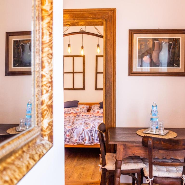 Villa Theresienhof - Doppelzimmer mit Balkon - 15
