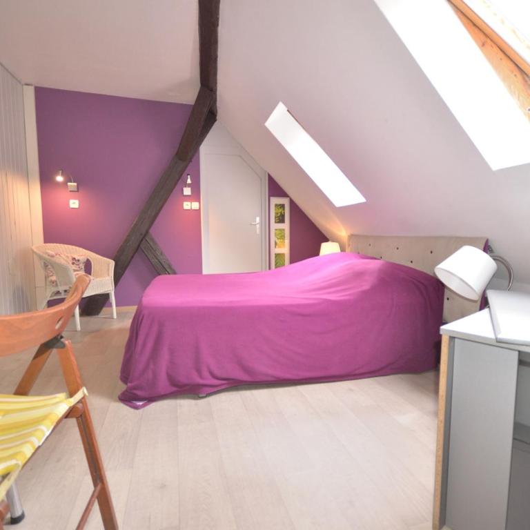 Chambres d'hôtes Chez Caroline - Hébergement Les Combles - 2