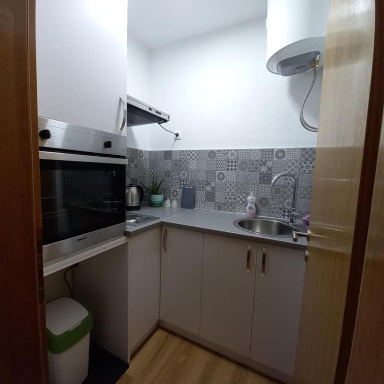Luna APARTMANI - One-Bedroom Apartment - 9