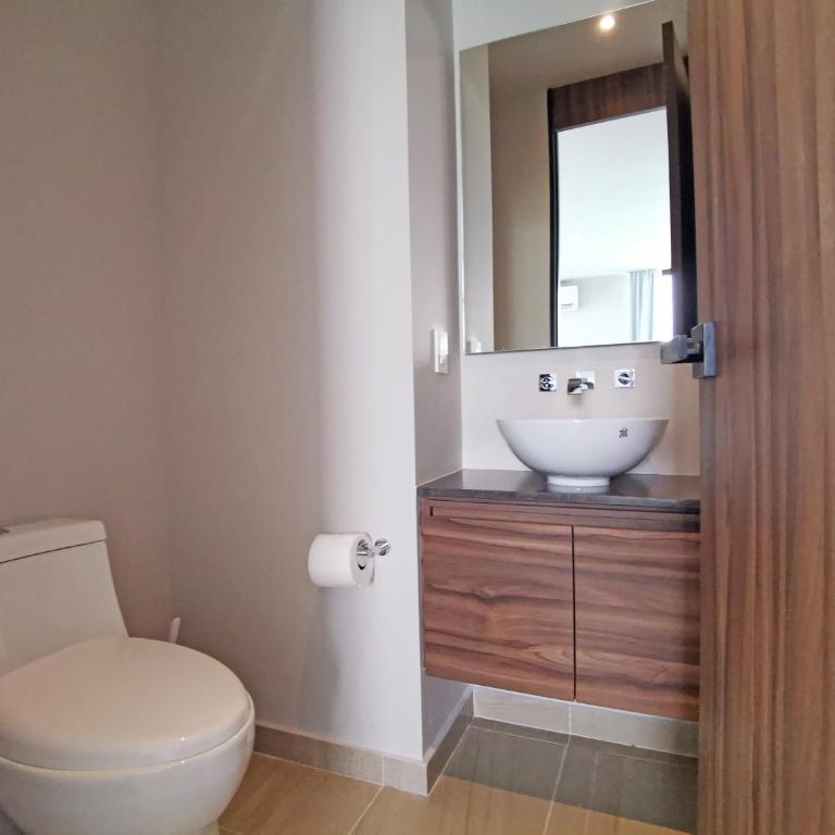 Kaab At The Park by The Spot Rentals - Penthouse Apartment - 5